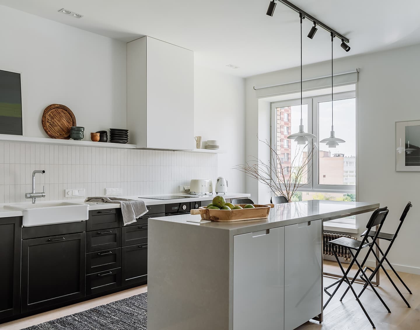 Монохромная квартира со скандинавским настроением – проект студии Style By Sorensen