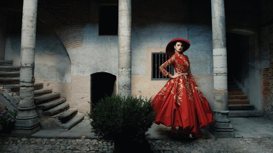 Dior выпустит книгу, посвященную эпохе Джона Гальяно