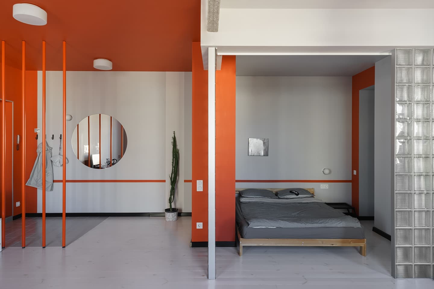 Революционный интерьер с элементами авангарда – проект студии Zavod11