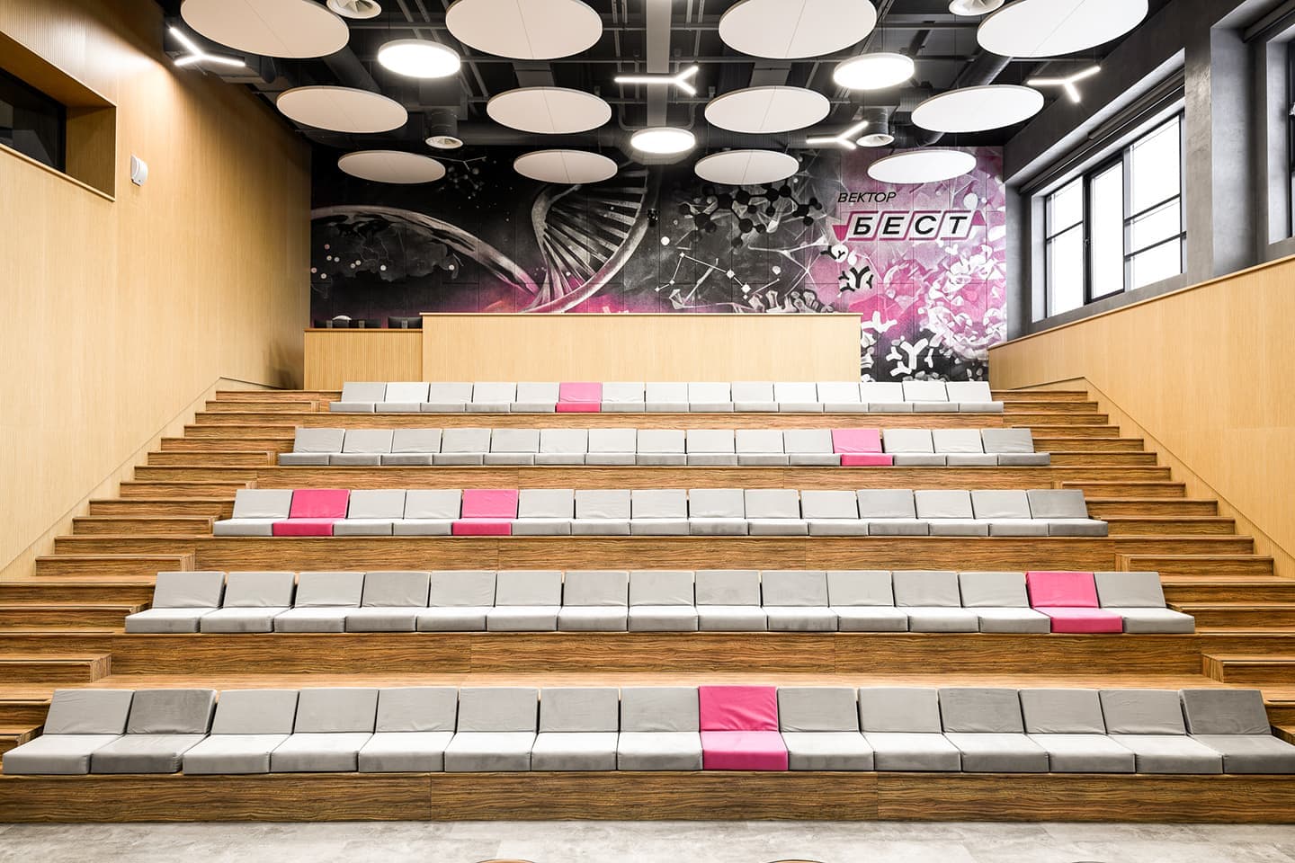 Вдохновляющий интерьер офиса в Новосибирске – проект Leytan Design