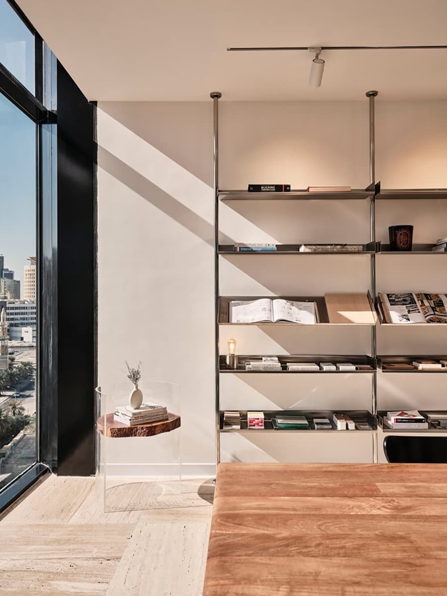 Изобилие натуральных материалов в интерьере современного офиса – проект A+A Studio