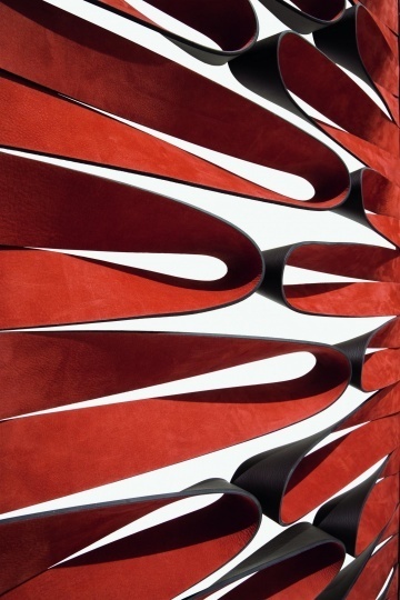 Красота северного сияния в новой ширме по дизайну Роберто Лаццерони