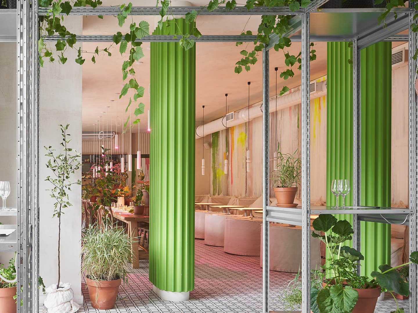 Шарм деревенского быта в интерьере питерского поп-ап ресторана – проект DA bureau