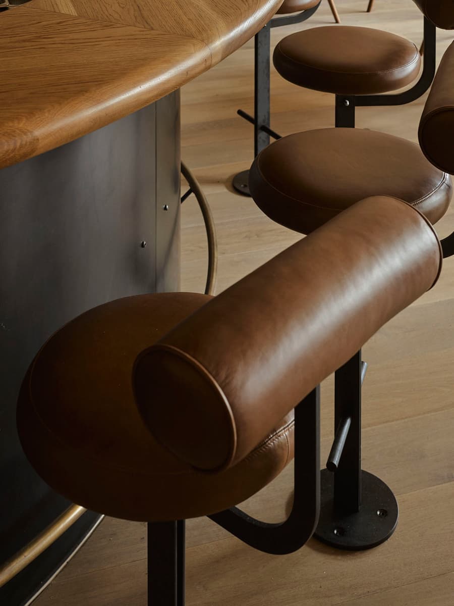 Декадентский интерьер ресторана в Мельбурне – проект Flack Studio