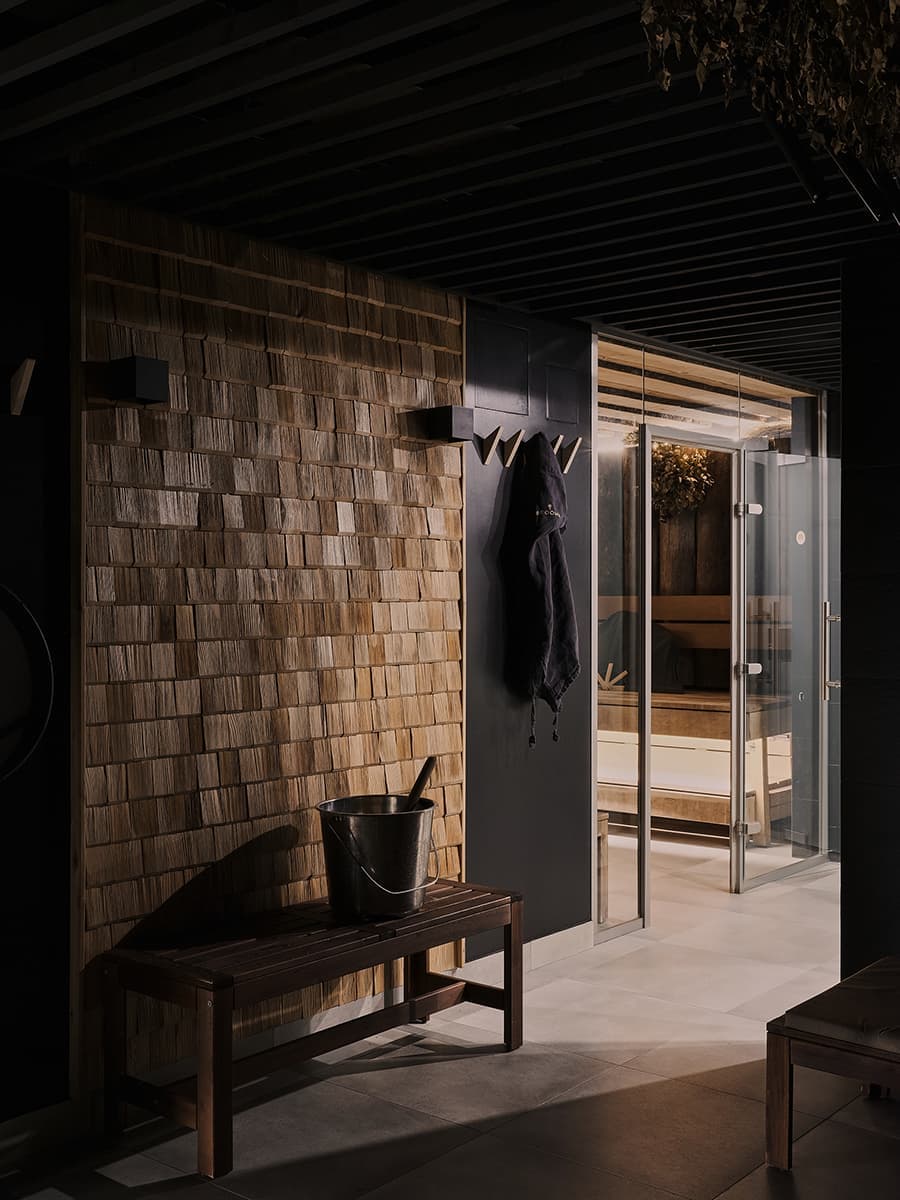 Стильное оформление петербуржского банного комплекса – проект Дмитрия Кружалина