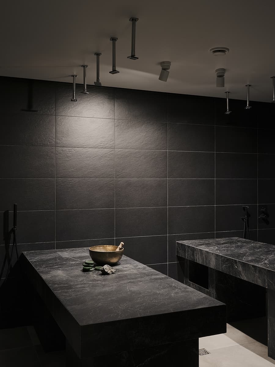 Стильное оформление петербуржского банного комплекса – проект Дмитрия Кружалина