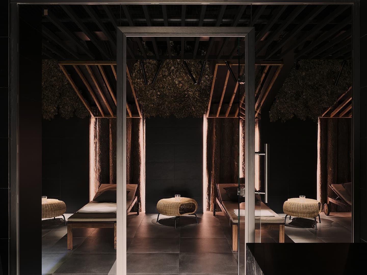 Стильное оформление петербуржского банного комплекса – проект Дмитрия Кружалина