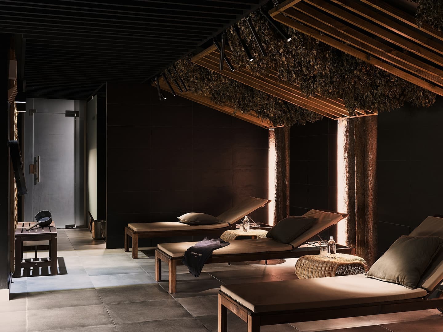 Стильное оформление петербуржского банного комплекса – проект Дмитрия Кружалина