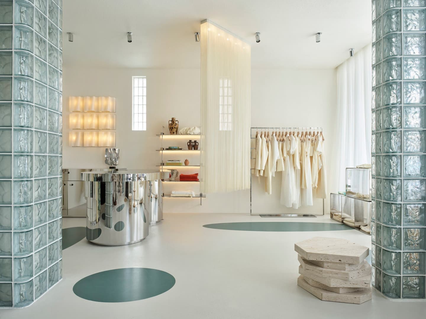 Интерьер флагманского магазина SIR в Сиднее — проект Тэмсин Джонсон