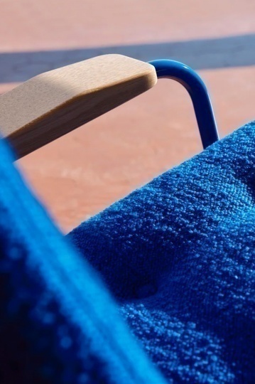 Vitra выпускает ограниченный тираж кресла по дизайну Жана Пруве