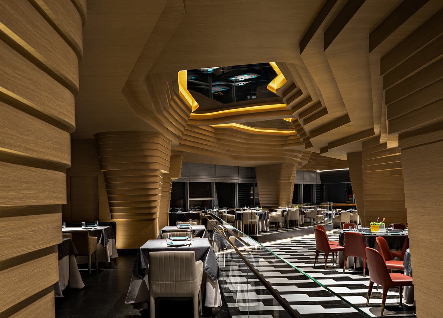 Интерьер китайского ресторана со скульптурным потолком – проект IN.X Design