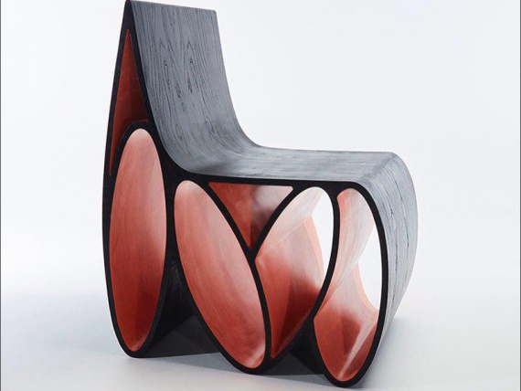 Лос-анджелесский дизайнер Джейсон Мизрахи представил Loop Chair
