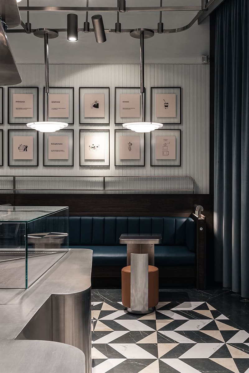 Современные и ретро-футуристические мотивы в интерьере кофейни – проект Yiannis Pouspourikas Design Studio