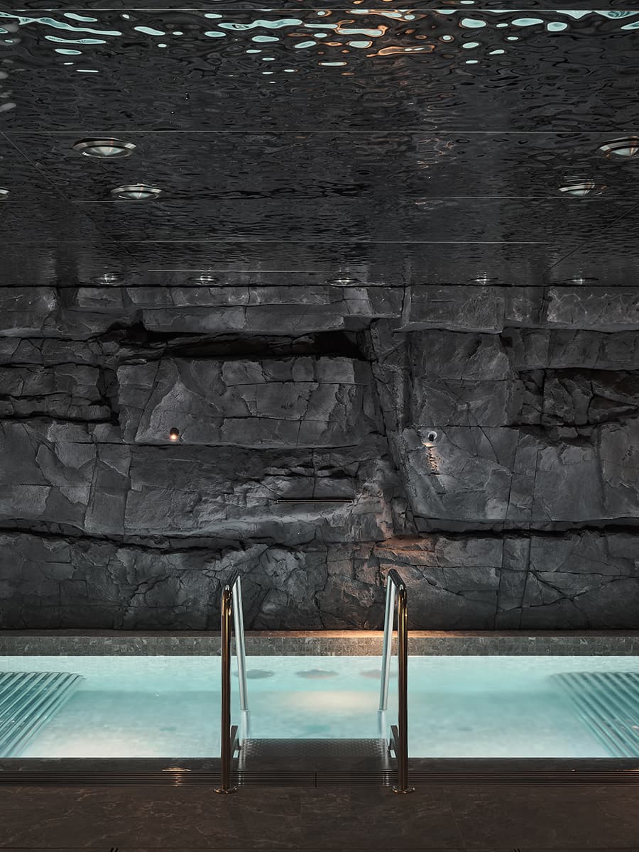 Интерьер подземного SPA-центра, вдохновленный горным озером – проект Levkovich Architects