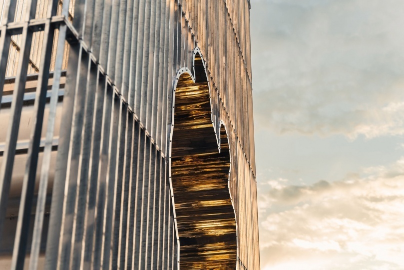 Скульптура художника Ай Вэйвэя украсила вход в Национальный музей Швеции