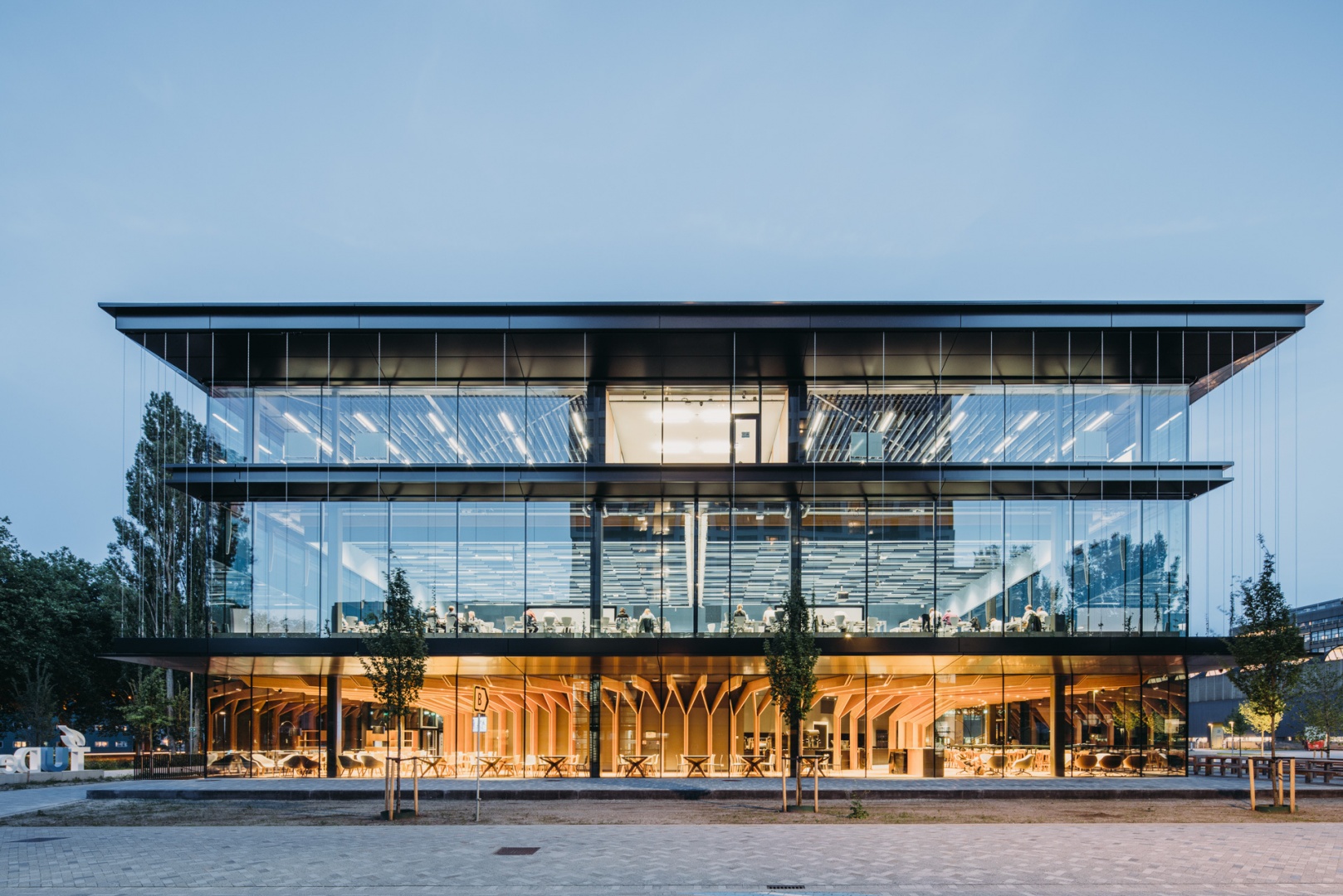 UNStudio завершили проект нового здания для кампуса TU Delft