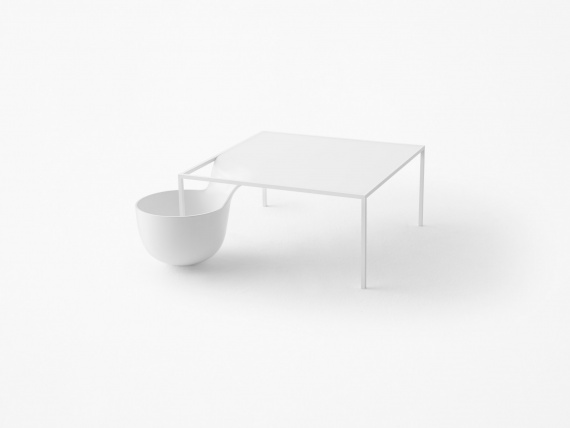 Nendo представили коллекцию мебели, в которой они сочетают столы с чашами