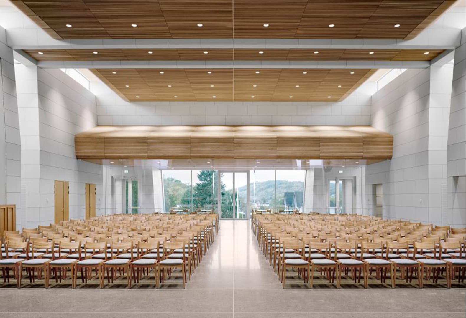 Церковь с фарфоровым покрытием, Эспен Сурневик и Trodahl Architects. Фото: Расмус Норландер