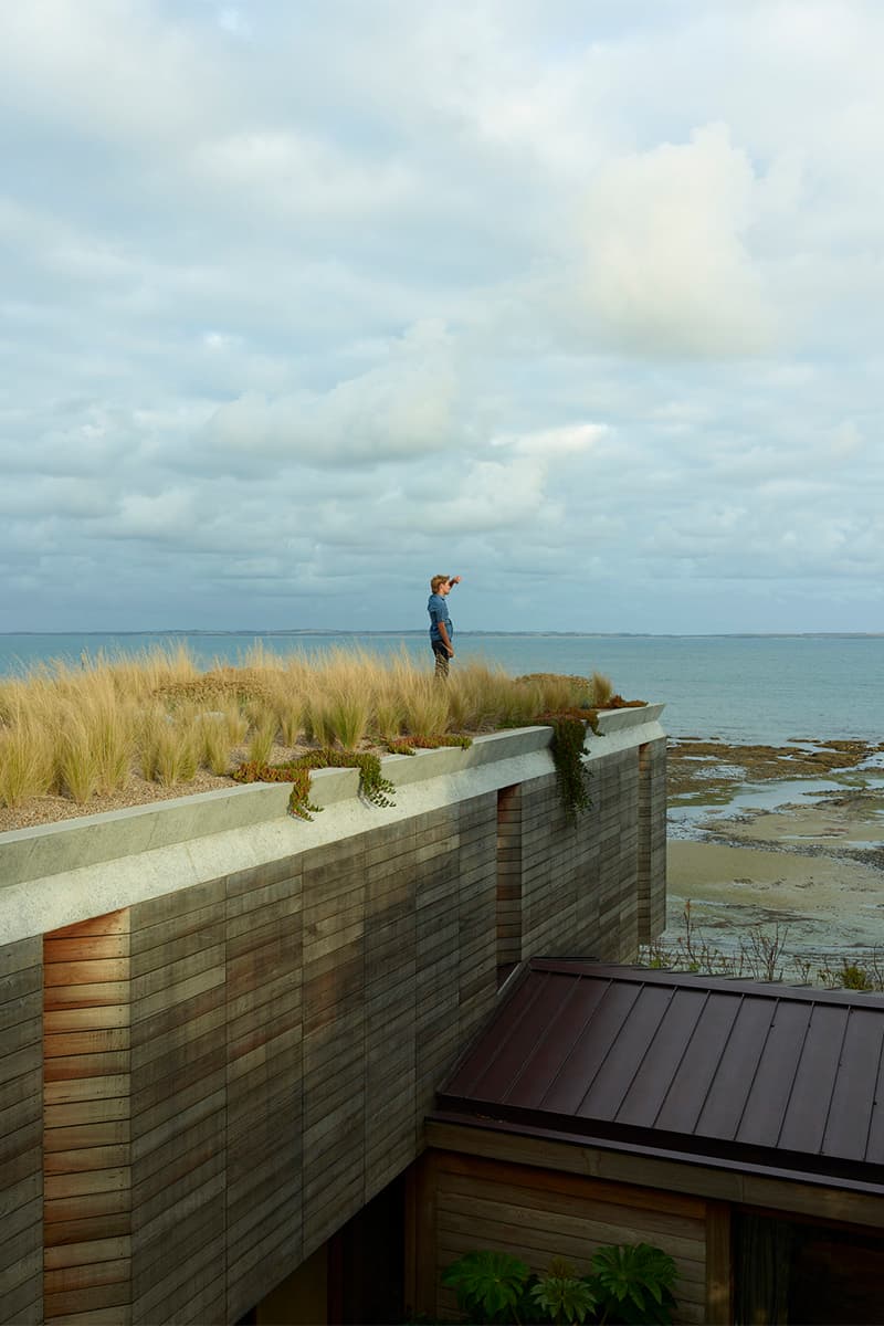 Природный интерьер дома на австралийском побережье – проект Kennedy Nolan