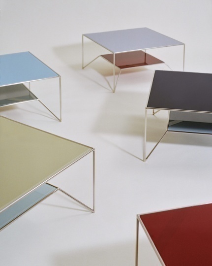 Мария Скарпулла создала лимитированную серию столиков для галереи Atelier Ecru