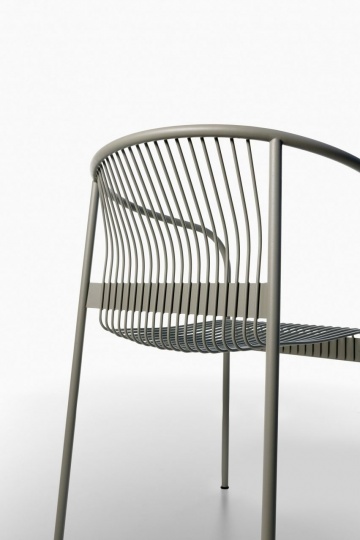 Дизайнер Бьорн Дальстрем разработал стул для бренда Plank