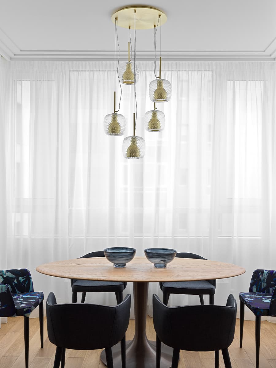 Строгий интерьер квартиры для молодой женщины-юриста – проект Алисы Басовой