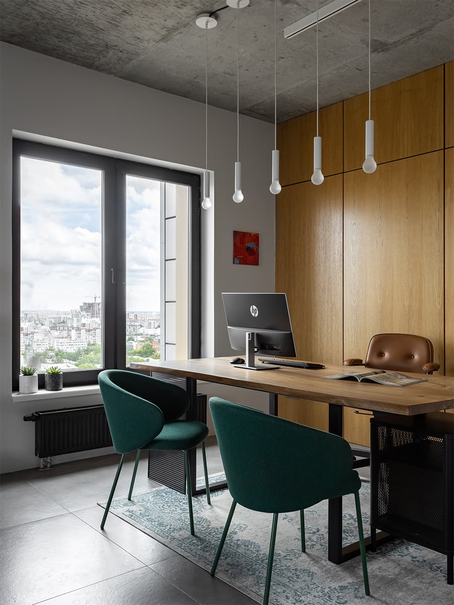 Контрастный интерьер офиса для челябинского архитектурного бюро – проект Юлии Стариковой