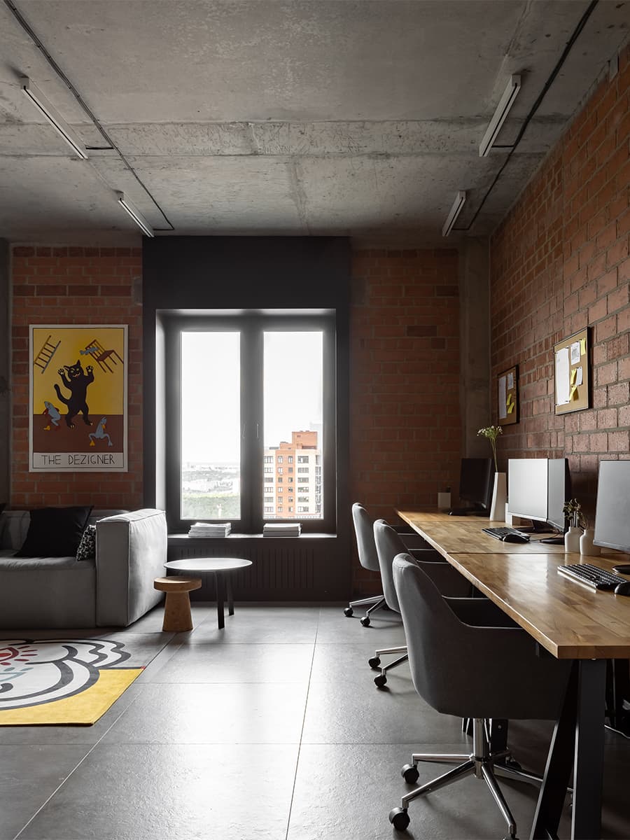 Контрастный интерьер офиса для челябинского архитектурного бюро – проект Юлии Стариковой