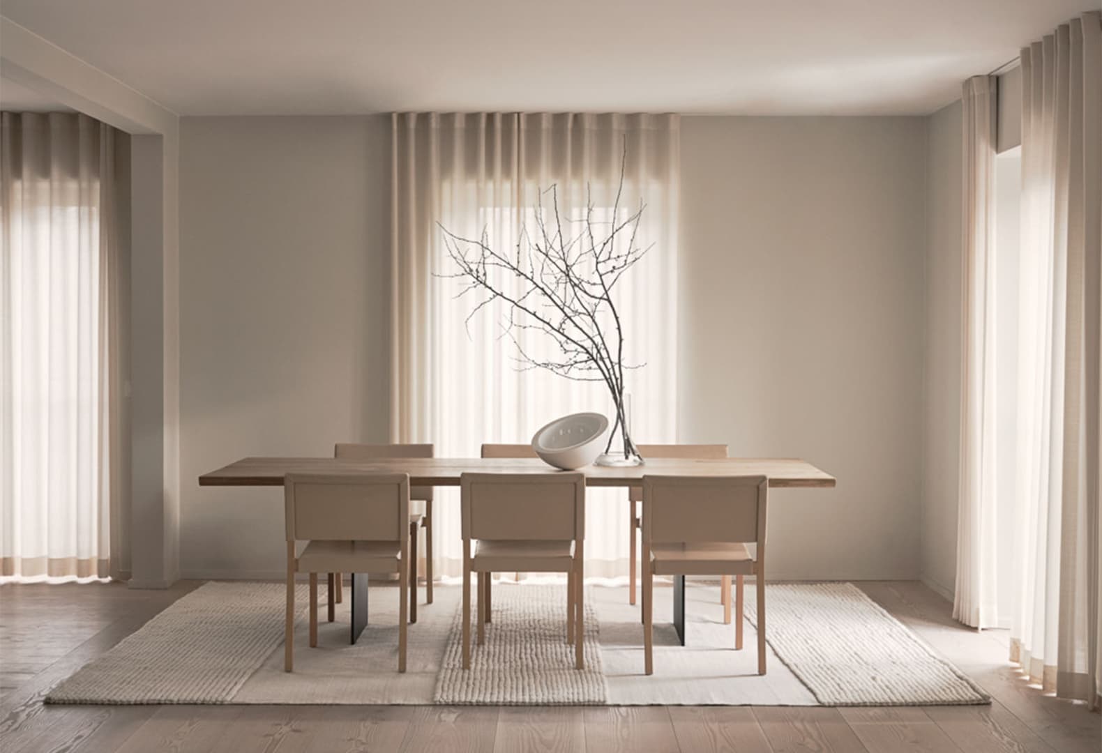 Предметы из совместной коллекции Лотты Агатон и Layered