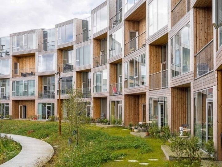 Студия BIG построила модульный жилой комплекс в Дании