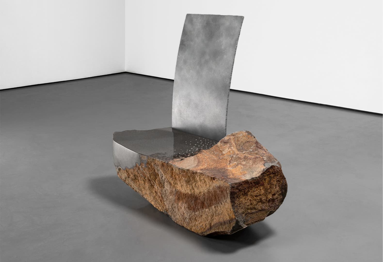 Серия Stone & Steel. Вонмин Парк в Carpenters Workshop Gallery