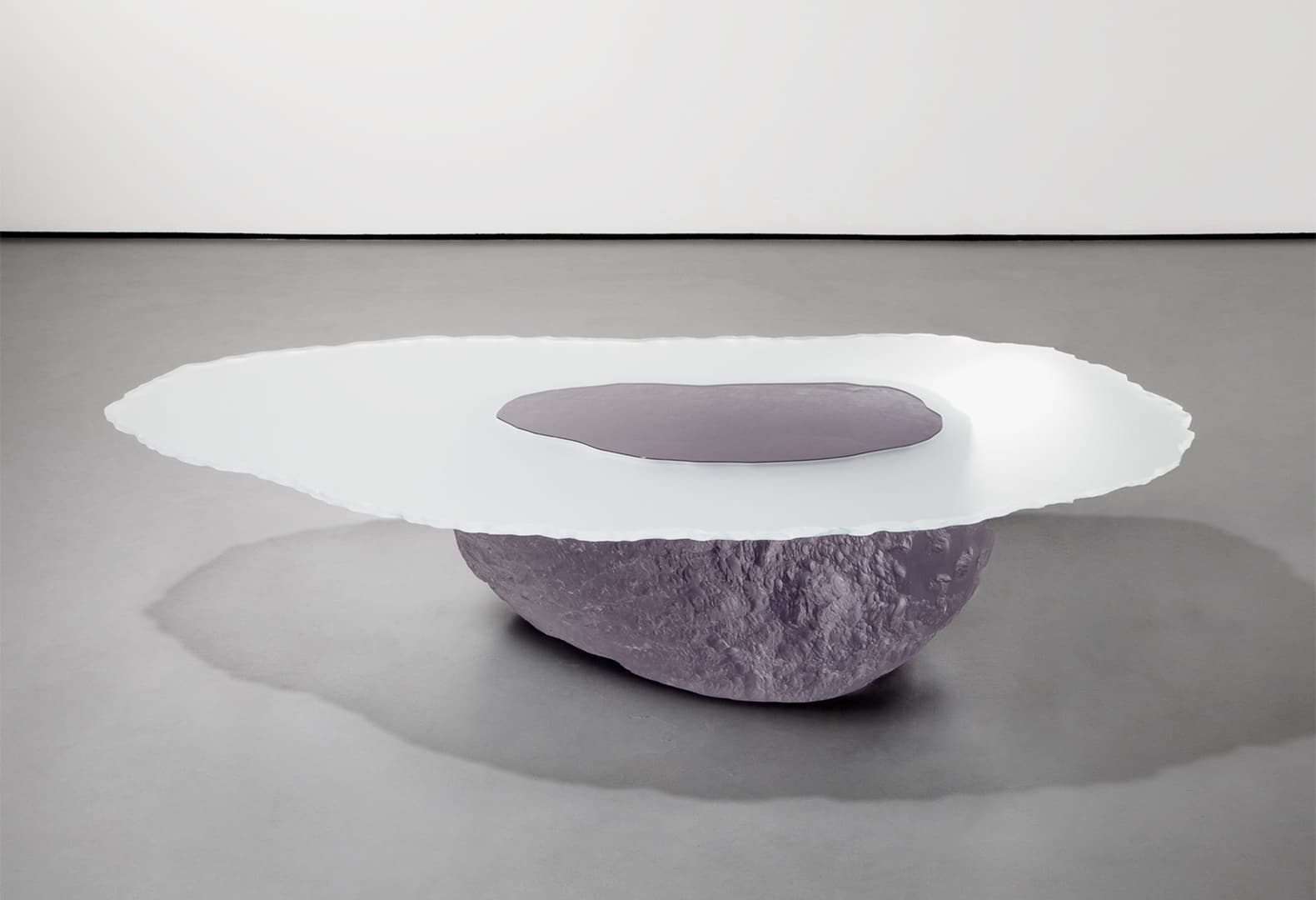 Столики Plain Cuts_Remediated. Вонмин Парк в Carpenters Workshop Gallery