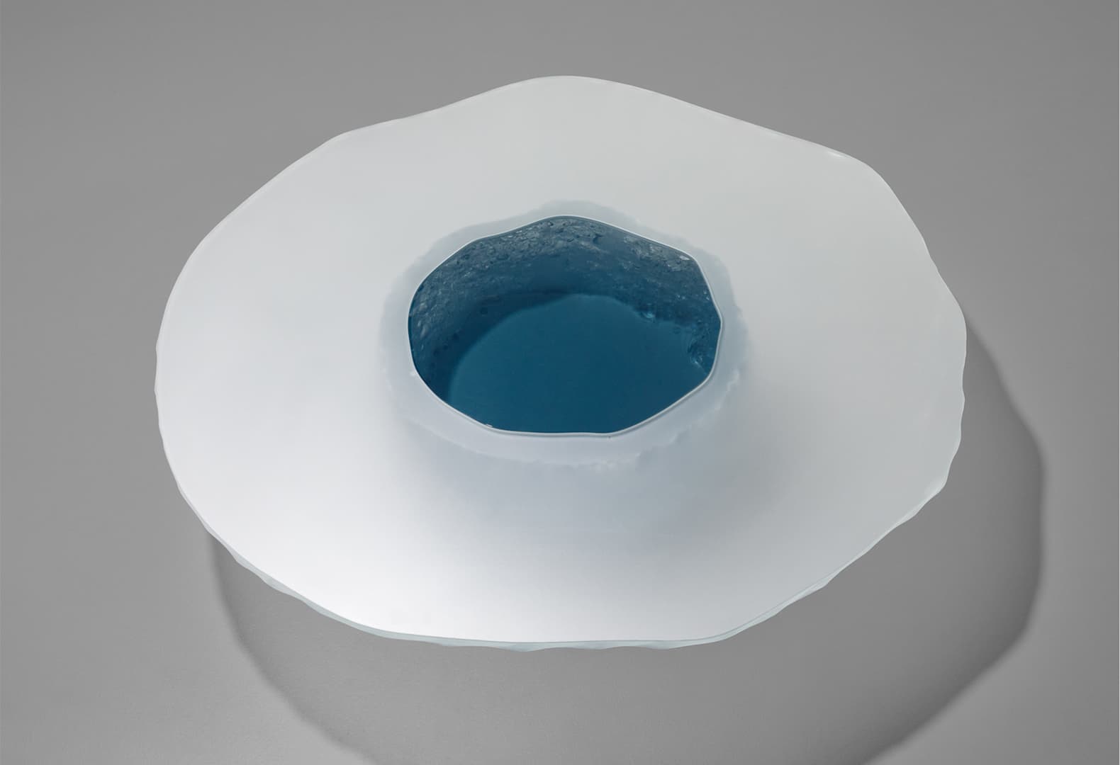 Столики Plain Cuts_Remediated. Вонмин Парк в Carpenters Workshop Gallery