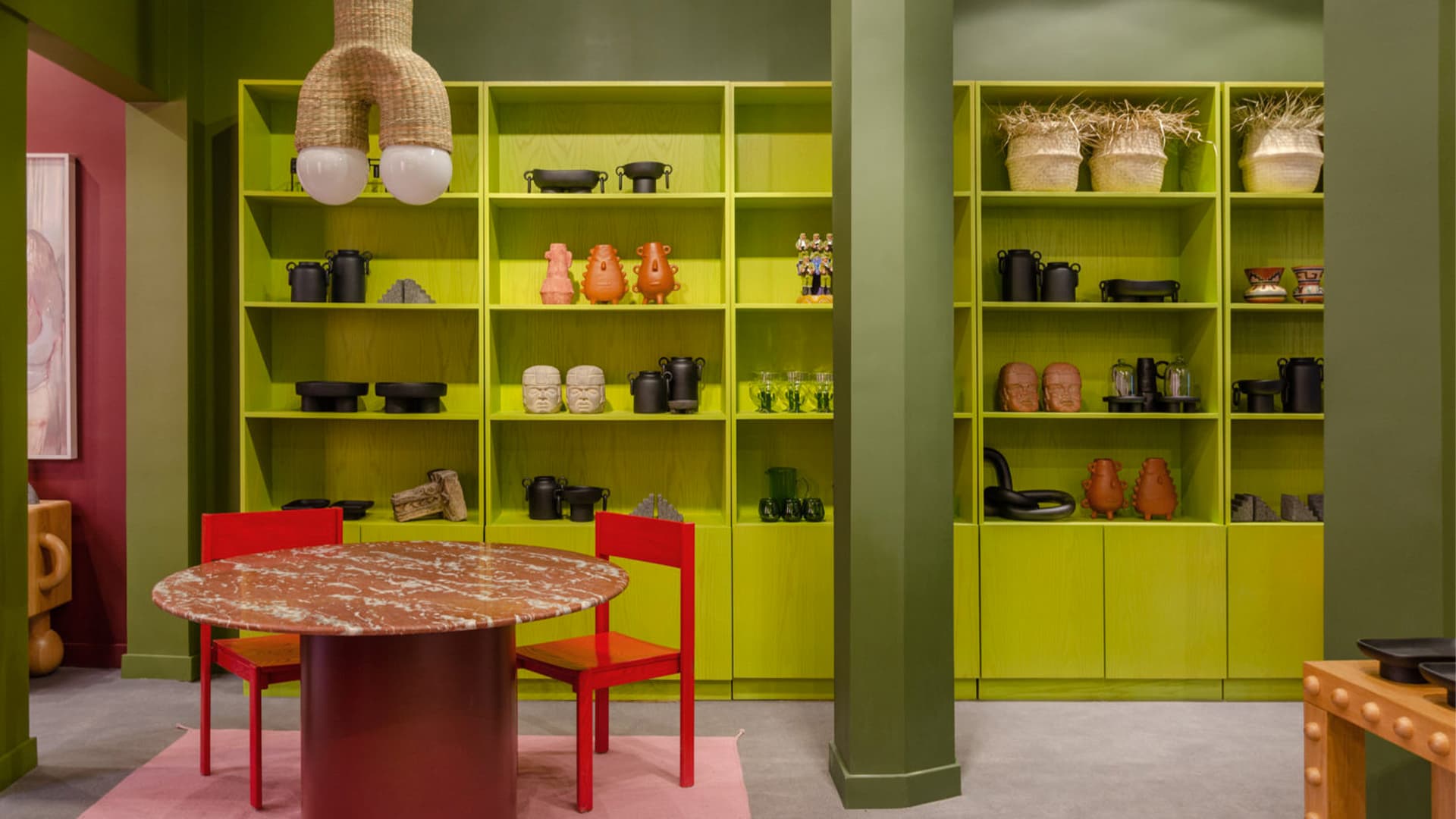 Экспрессивный интерьер мексиканского магазина локального дизайна – проект Андреса Гутьерреса