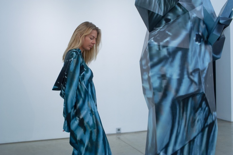 USHATÁVA выпустили серию одежды к выставке Василия Кононова-Гредина