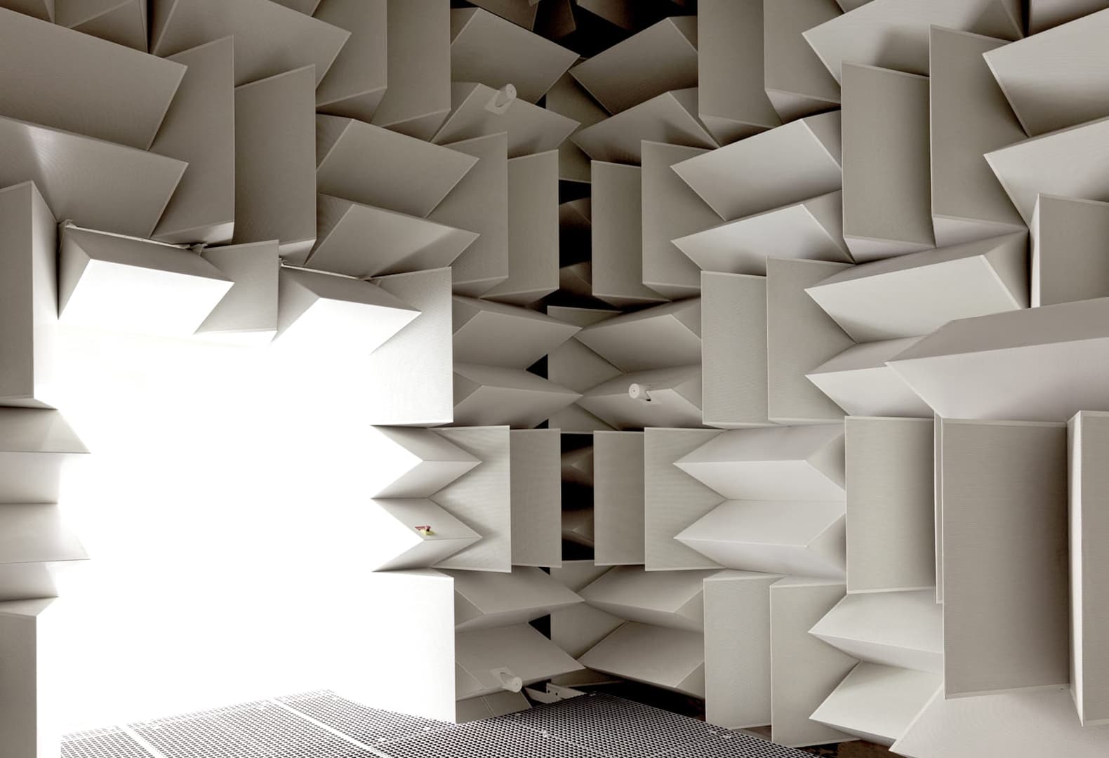 Anechoic chamber.  Vincent Fournier
