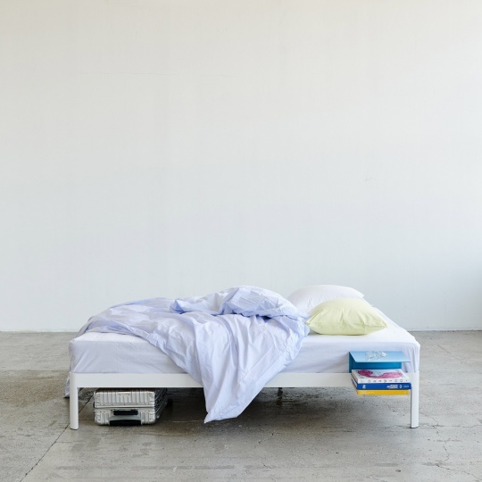 Лондонский дизайнер сделал кровать согласно принципам круговой экономики
