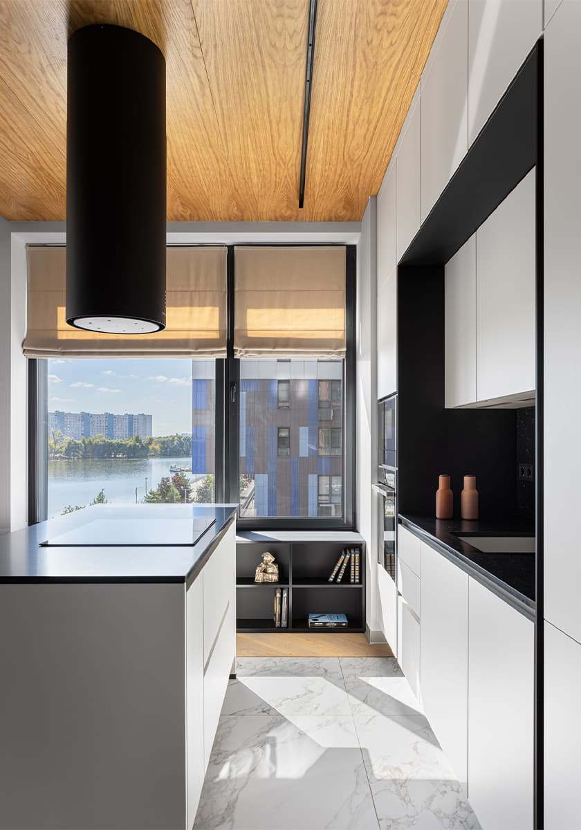 Функциональный интерьер квартиры с панорамным видом на реку – проект ELF Interior