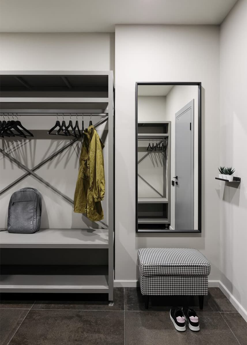 Футуристичные сюжеты и гибкая планировка в интерьере офиса – проект ENTER-ra Design Studio