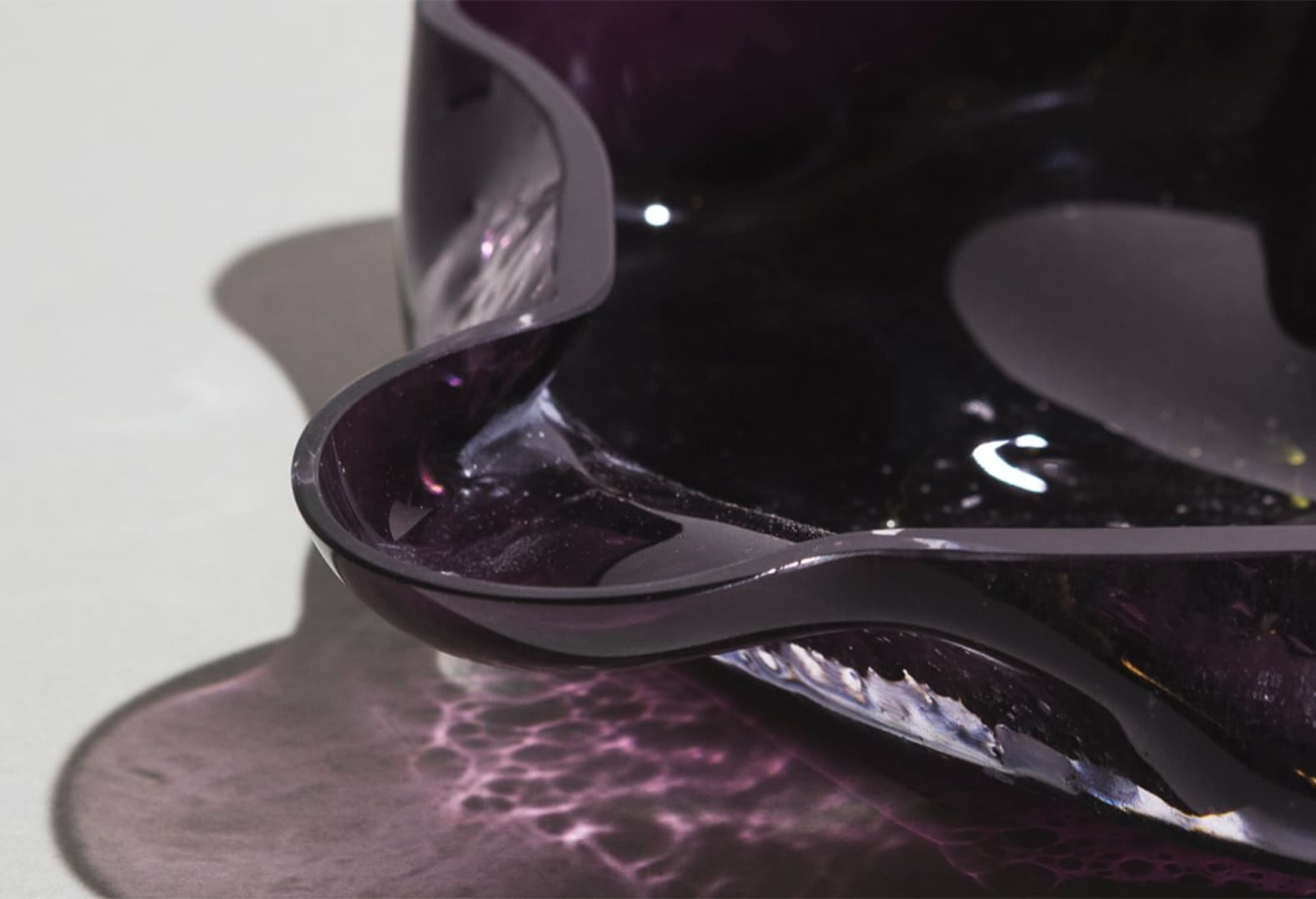 Фрагменты изделий из серии 1/1/1, 6:AM Glassworks