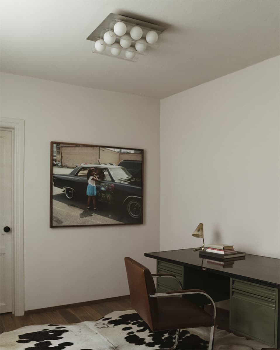 Спокойная роскошь в интерьере мексиканской квартиры для холостяка – проект Chloé Mason Gray