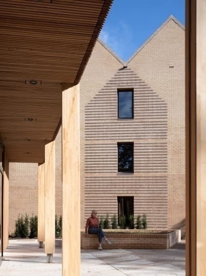 Feilden Clegg Bradley Studios построили жилой комплекс по стандартам пассивного дома