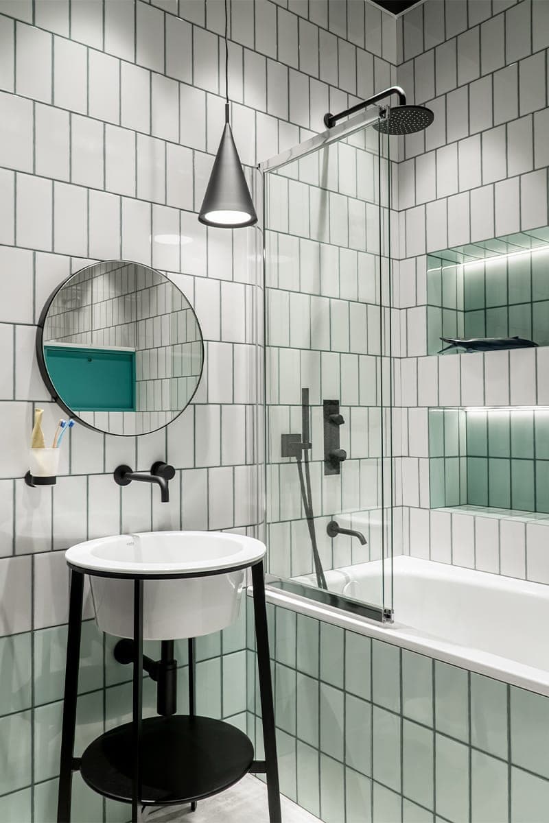 Лаконичный городской интерьер со скрытыми системами хранения – проект архитектурного бюро MT.A