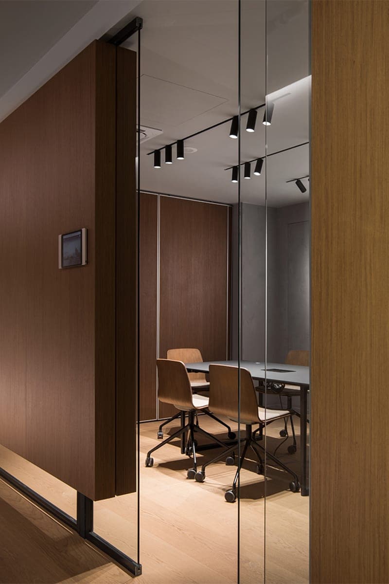 Респектабельный интерьер офиса петербургских девелоперов — проект бюро ARCHPOINT