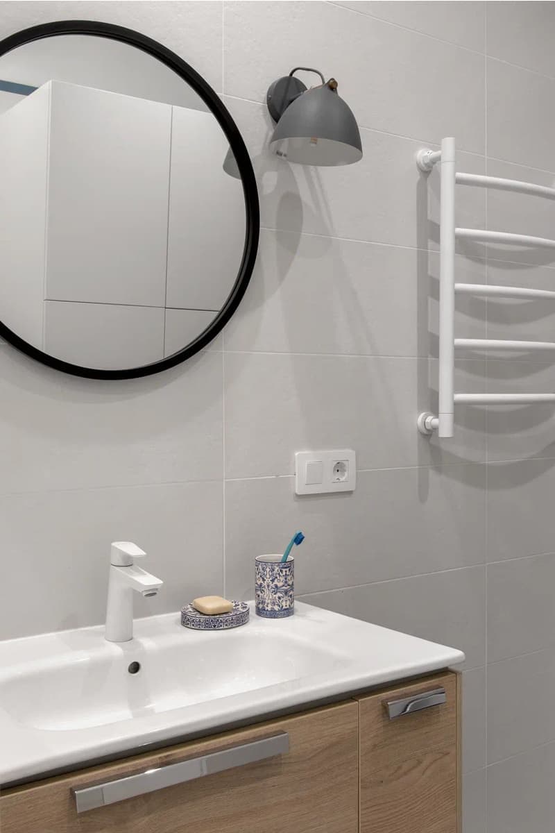 Авторское прочтение скандинавского стиля в интерьере для молодой пары — проект Натальи Истоминой