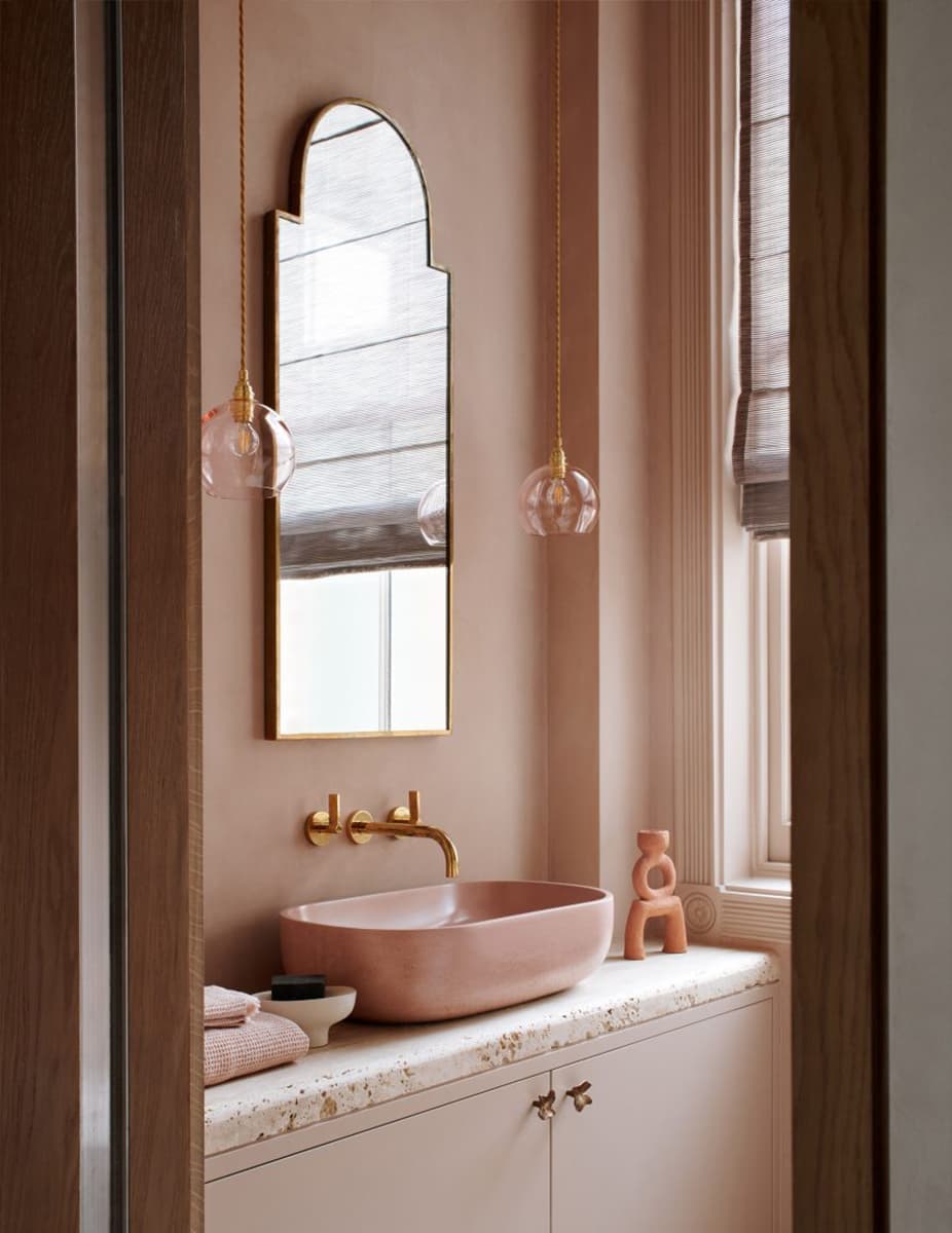 Коллекционный дизайн и винтаж в интерьере лондонских апартаментов — проект Талы Фусток