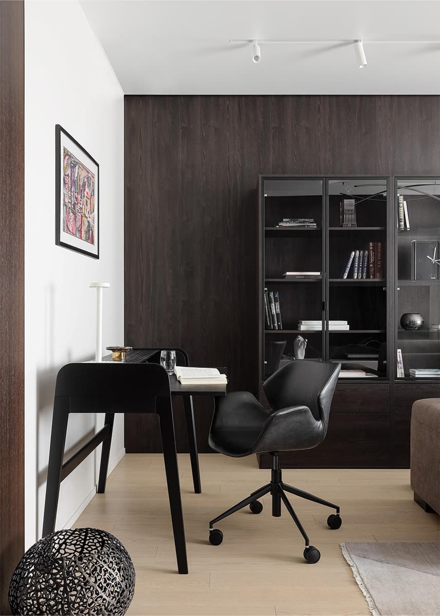 Микс темных и светлых тонов в интерьере для молодого человека — проект Светланы Ковальчук
