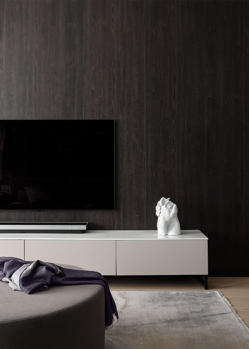 Микс темных и светлых тонов в интерьере для молодого человека — проект Светланы Ковальчук