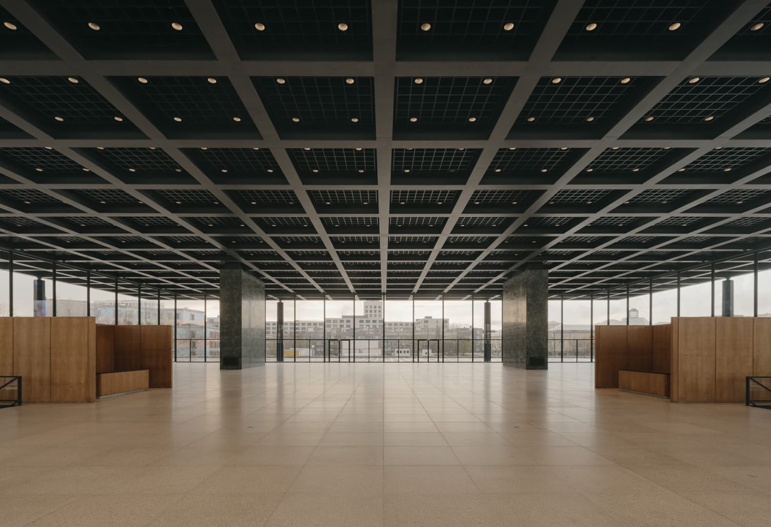 Дэвид Чипперфильд. Новая национальная галерея в Берлине. Фото: © Simon Menges