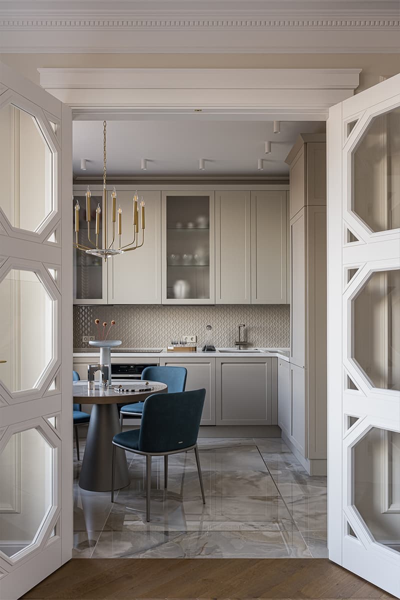 Эклектичный интерьер московской квартиры с яркими акцентами — проект Юлии Сафоновой